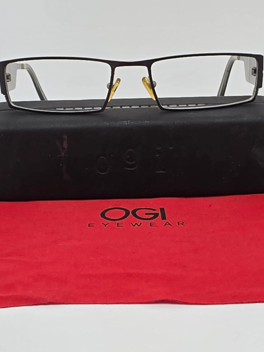 Ogi Titanium Mod. 5206 Matte Black Red Eyeglasses Frame w Case Germany 54-18-135